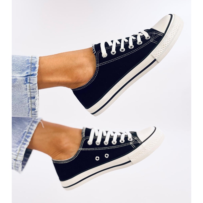 Adidași clasici de damă Basic Black negru 1