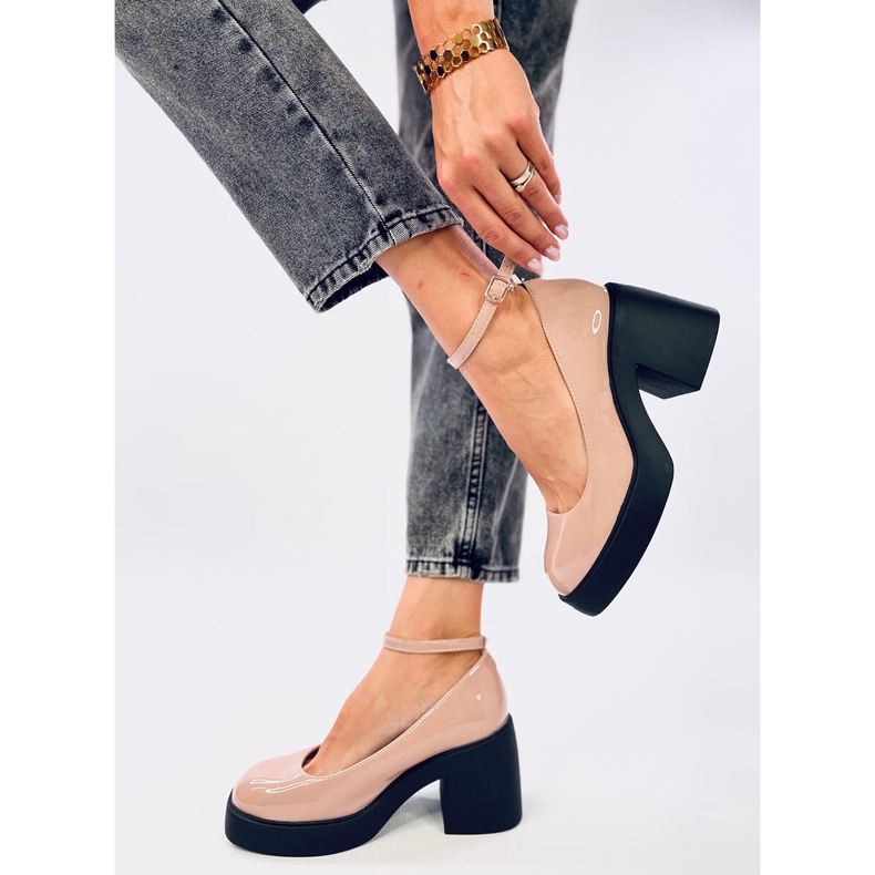 Pompe cu toc lat Termet Khaki bej 2