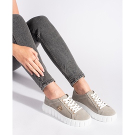 Pantofi cu platforma gri din piele intoarsa 1