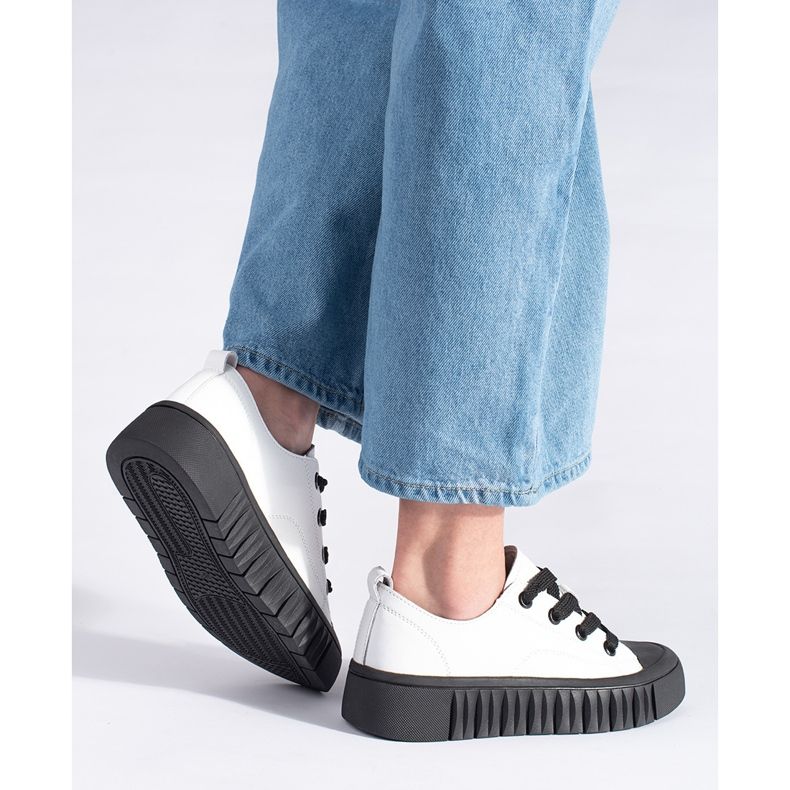 Pantofi sport albi și negri din piele naturală 2