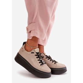 Pantofi de damă din piele cu ace pe platforma CheBello 4596 bej 1