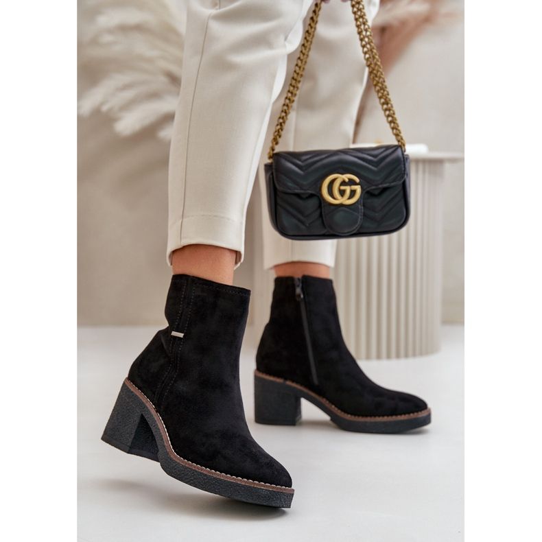 Botine de dama cu toc inalt izolate din piele intoarsa neagra Arkesia negru 2