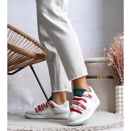 Adidași gri cu șireturi roșii de la Aucoin alb 1