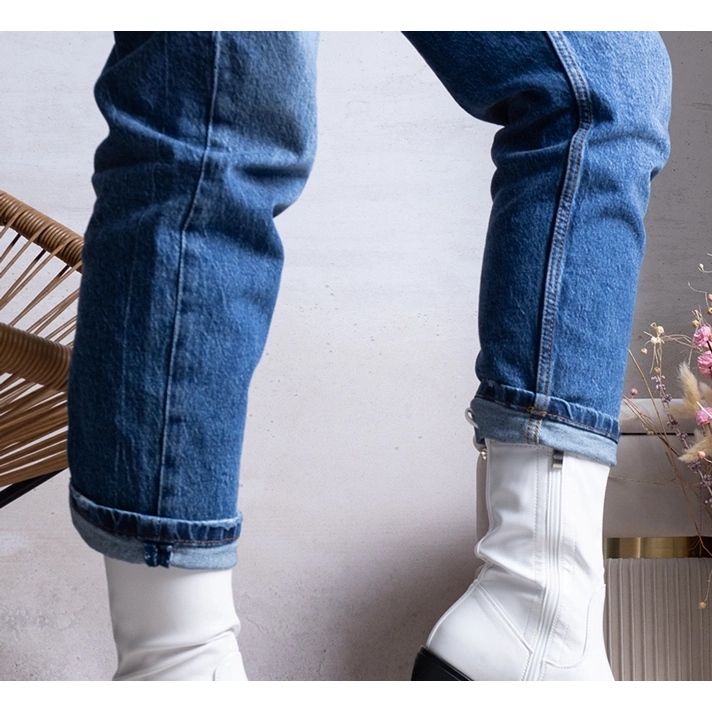 Cizme albe cu toc de la Marisa 1 Cizme albe cu toc de la Marisa 1