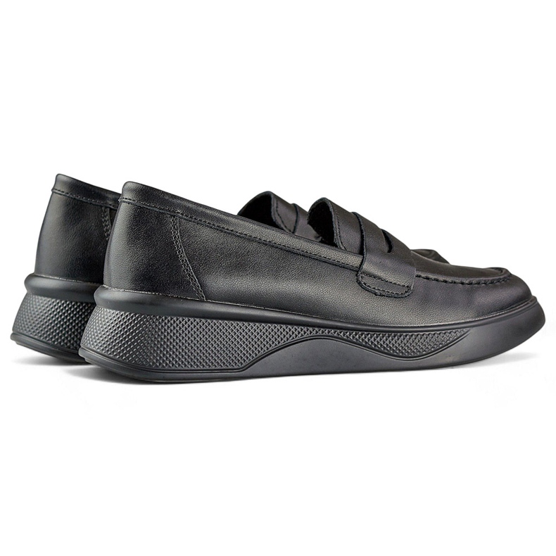 Pantofi de dama clasici din piele neagra pe o platforma confortabila negru 1 Pantofi de dama clasici din piele neagra pe o platforma confortabila negru 1