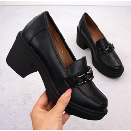 Pantofi de dama Vinceza negri cu toc inalt cu lant negru 1