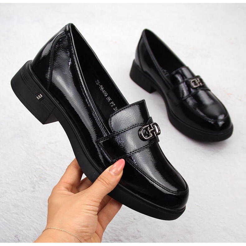 Mocasini de dama din piele lacuita, negru, Vinceza 58409 1