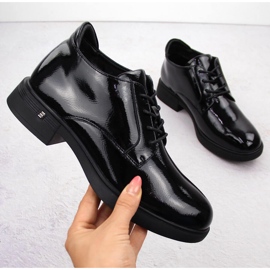 Botine de dama din piele lacuita neagra Vinceza 58413 negru 1 Botine de dama din piele lacuita neagra Vinceza 58413 negru 1