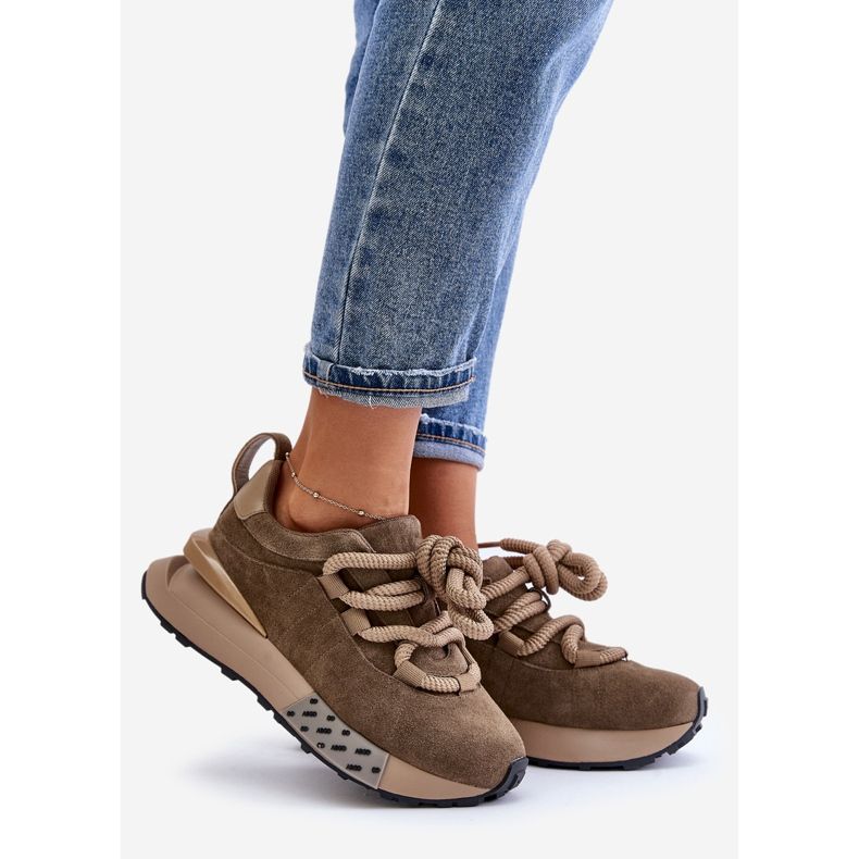 Pantofi de damă din piele intoarsa pe platforma cu sireturi groase Artiker 54C1466 maro deschis 1 Pantofi de damă din piele intoarsa pe platforma cu sireturi groase Artiker 54C1466 maro deschis 1