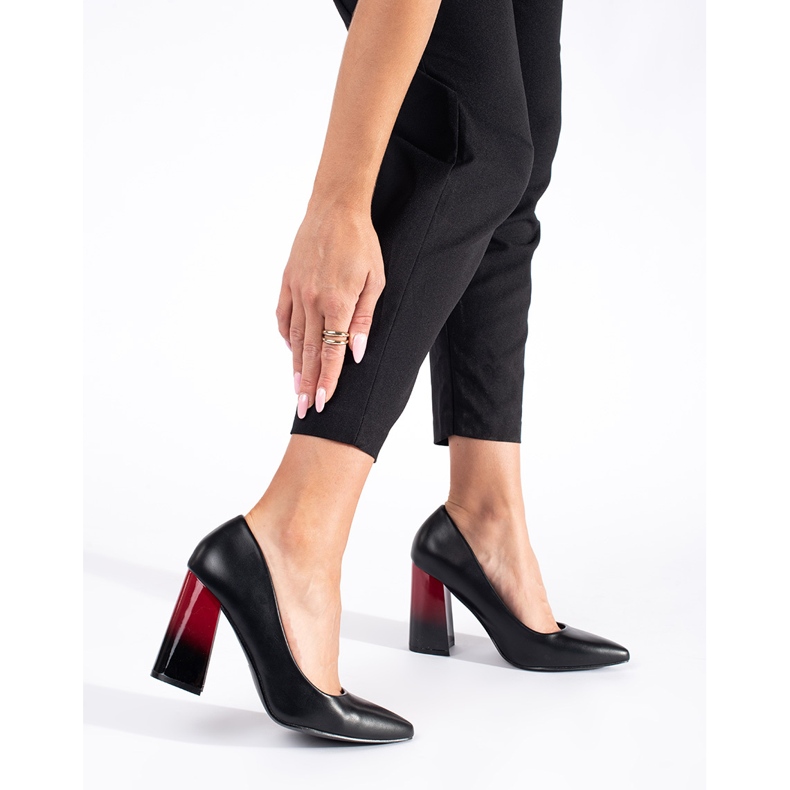 Pompe negre pentru femei pe post negru 2