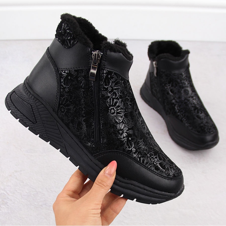 Botine de dama neagra din piele cu flori T.Sokolski Z24-329 negru 1