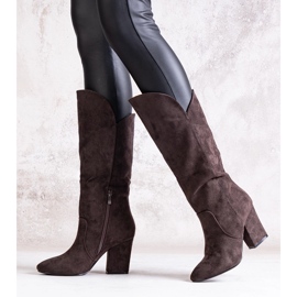 Cizme maro cu toc inalt Amare 1