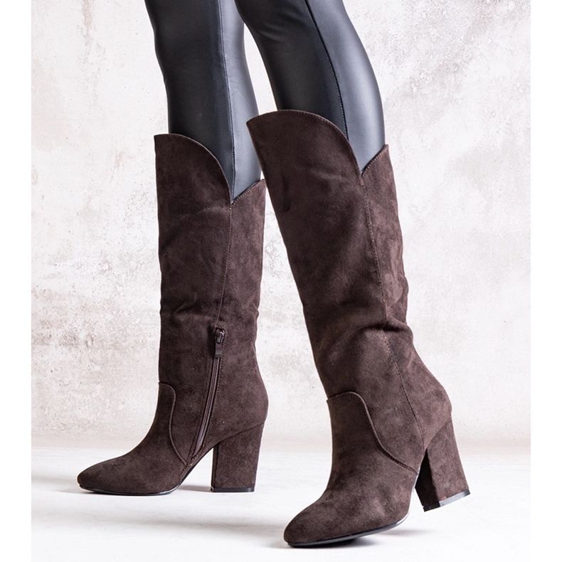 Cizme maro cu toc inalt Amare 2