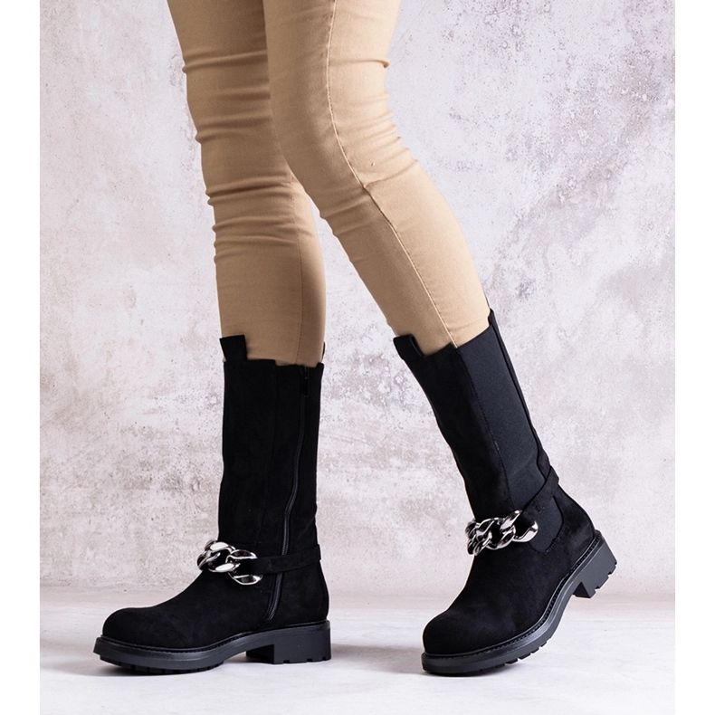 Botine negre de dama decorate cu un lant Yasarna negru 1