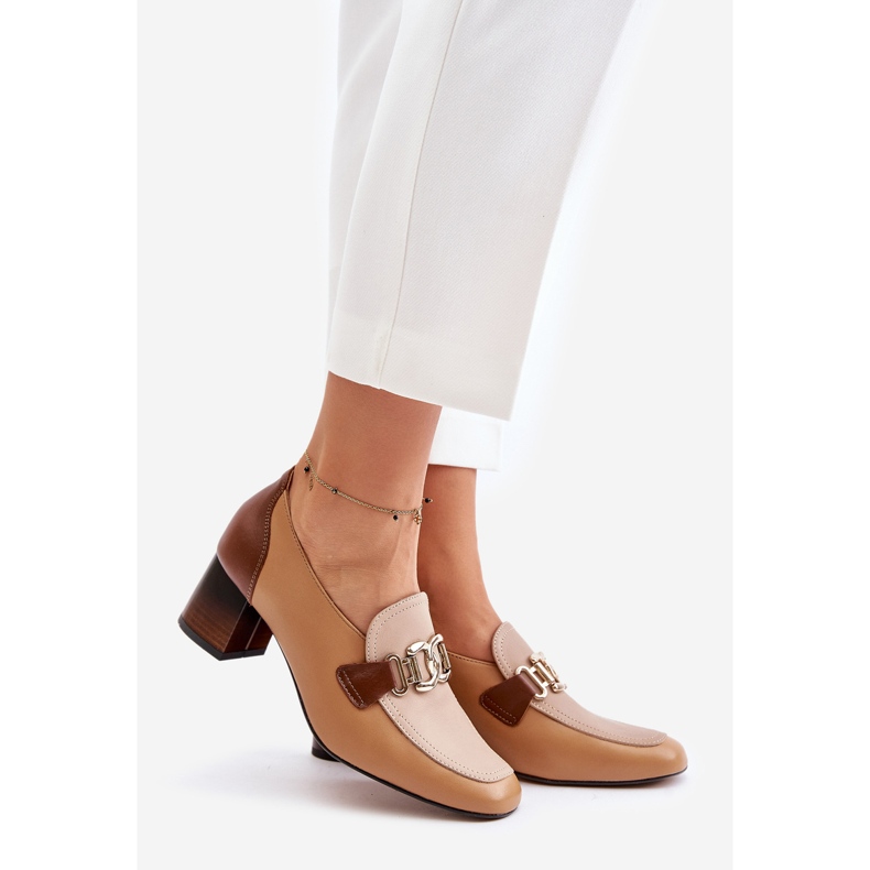 Pompi De Piele Toc Inalt Cu Decoratie Aurie Laura Messi 2861 Maro 1