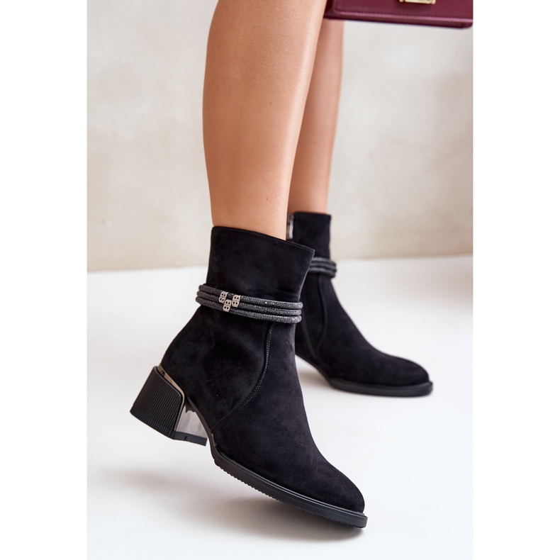 S.Barski Cizme izolate de damă, cu tocuri joase, cu bretele decorative D&A MR880-027 Negru 2 S.Barski Cizme izolate de damă, cu tocuri joase, cu bretele decorative D&A MR880-027 Negru 2