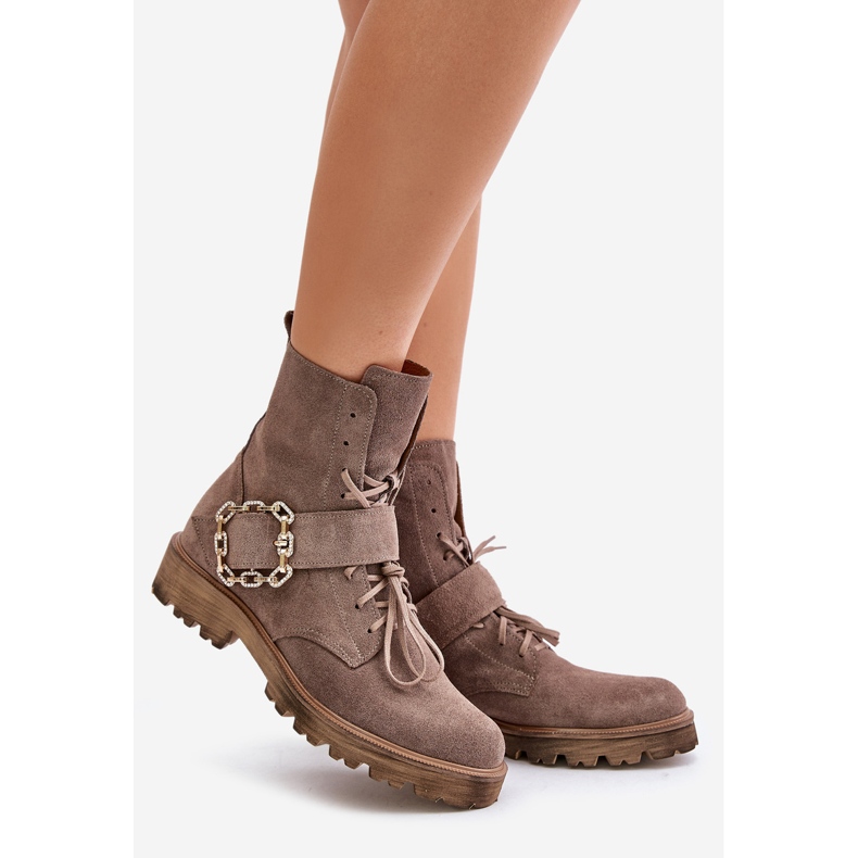 Botine Zazoo 2951 din piele intoarsa cu catarama decorativa, bej inchis 1 Botine Zazoo 2951 din piele intoarsa cu catarama decorativa, bej inchis 1