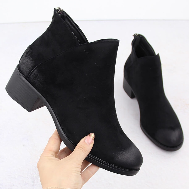 Botine izolate de dama, negre, Potocki 12472 negru 1