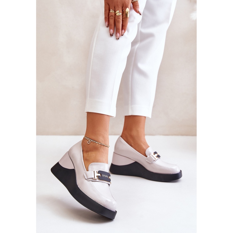 Vinceza 58337 mocasini gri patentat cu pană 2 Vinceza 58337 mocasini gri patentat cu pană 2