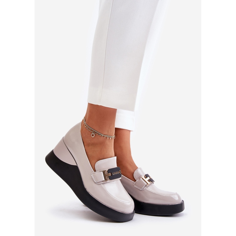 Vinceza 58337 mocasini gri patentat cu pană 1 Vinceza 58337 mocasini gri patentat cu pană 1