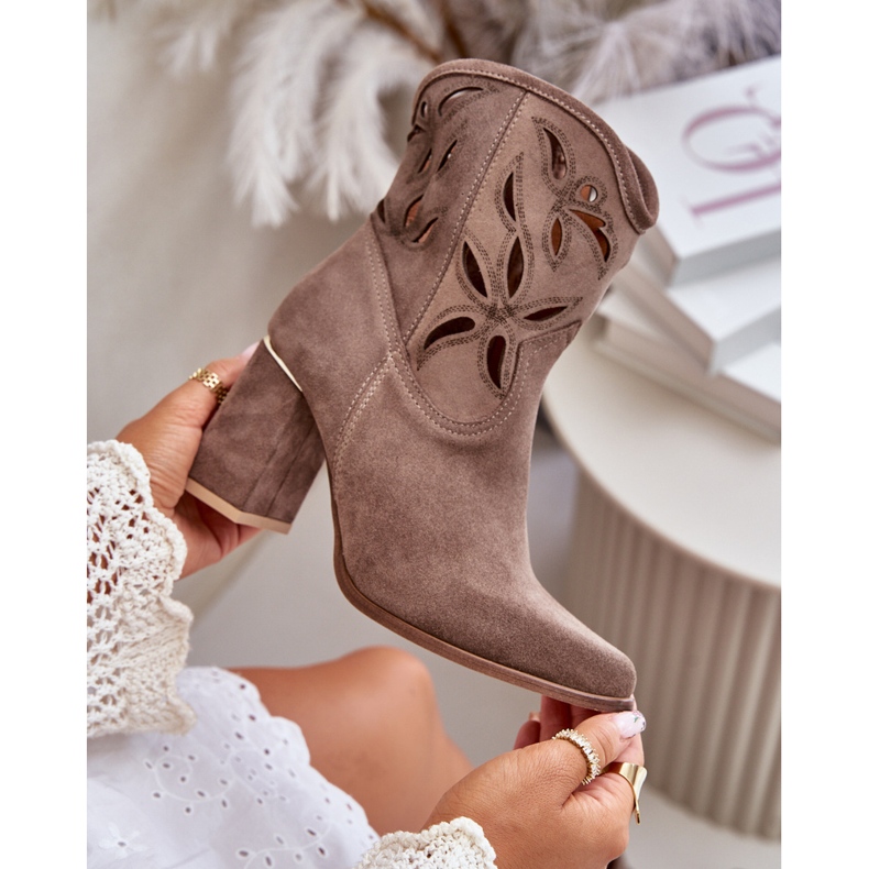 Botine ajurate din piele intoarsa Lewski 3629 Bej inchis 2