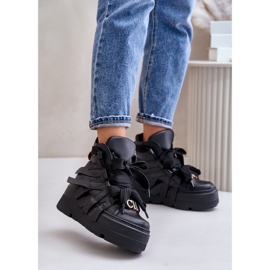 Pantofi de damă din piele pe o platformă masivă CheBello 4561 Black negru 2