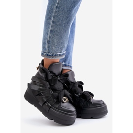 Pantofi de damă din piele pe o platformă masivă CheBello 4561 Black negru 1