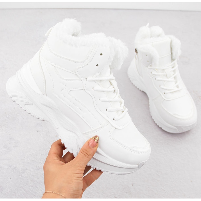 Botine izolate dama, albe, Vinceza 34684 1