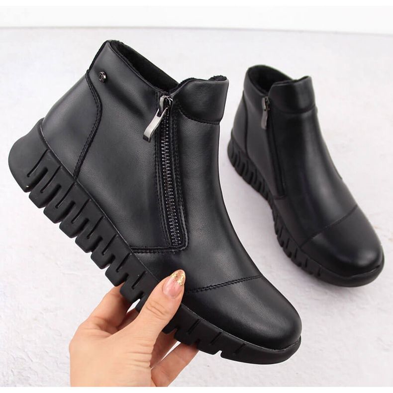 Botine de dama din piele neagra pe platforma de Filippo DBT6345 negru 1