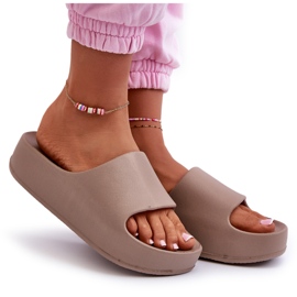 NEWS Flip-flops de damă maro cu platformă din spumă Airaplea bej 4