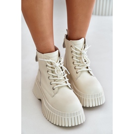 Botine izolate Trapper din piele pe o talpă masivă GOE OO2N4127 Bej deschis 7
