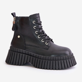 Botine izolate Trapper din piele pe o talpă masivă GOE OO2N4126 Negru 4