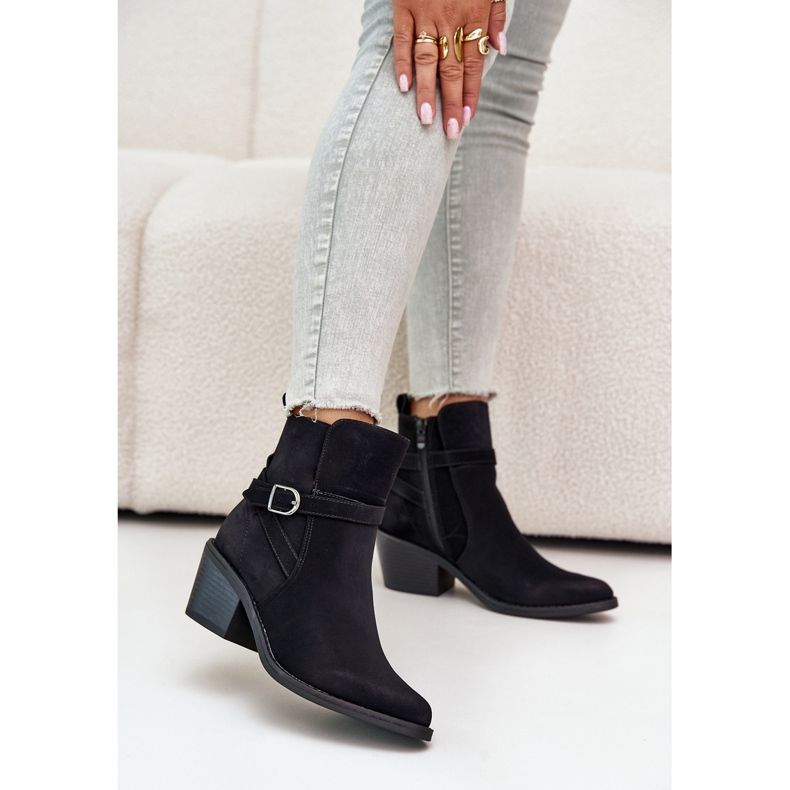 Ghete Cowboy Negre Glamer Cu Toc Înalt Cu Degete Ascuțite, Izolați, Cu Fermoar negru 2