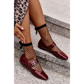 Ideal Shoes Balerini din piele lacuita cu curea, visiniu roșu 3 Ideal Shoes Balerini din piele lacuita cu curea, visiniu roșu 3