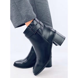 Dolores Cizme negre cu toc negru 1 Dolores Cizme negre cu toc negru 1