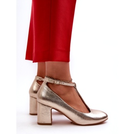 Mascara Pompe de femei cu piele ecologică pe postul de aur metalic 5