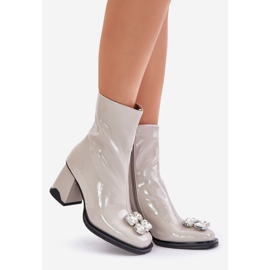 S.Barski Ghete de damă lăcuite cu toc înalt cu decorațiuni D&amp;A MR880-019 gri deschis 1