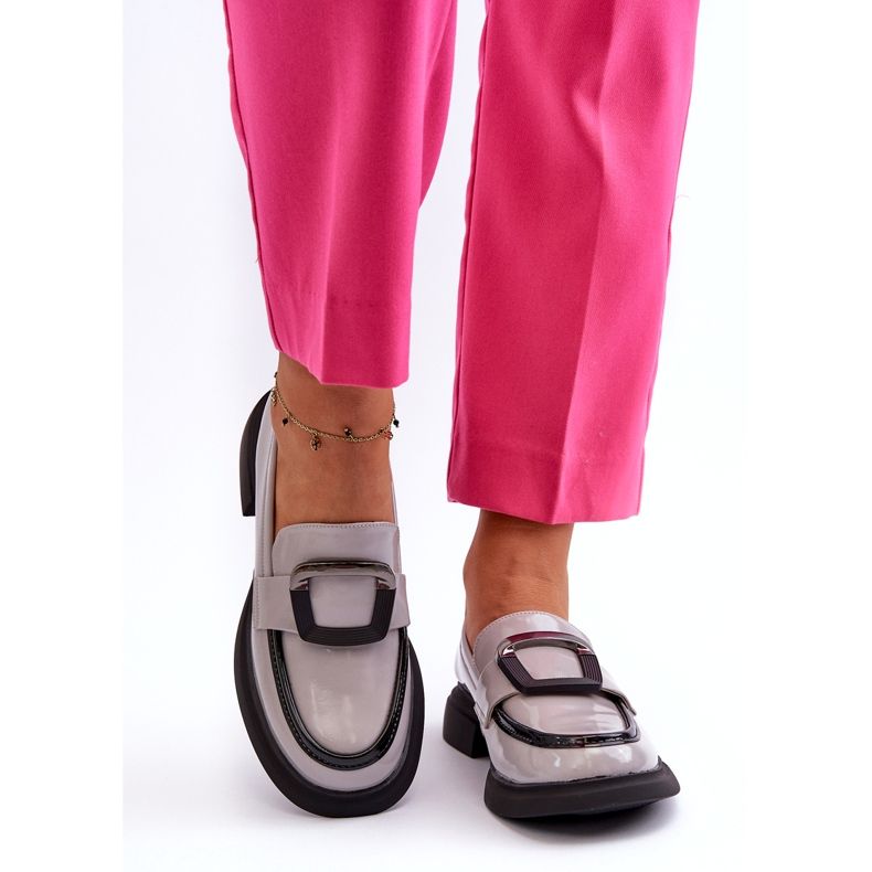 Mocasini Vinceza pentru femei din piele lacuita, gri 6