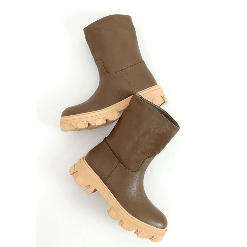 Botine verzi cu croială dreaptă verde 1