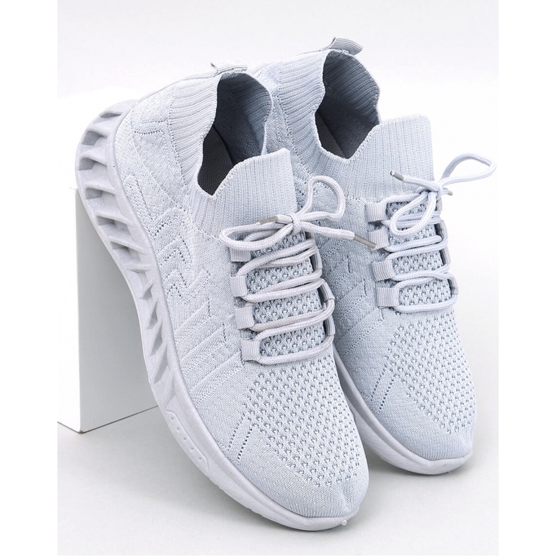 Pantofi sport cu șosete gri 1