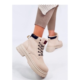 Ghete de damă bej din lemn 1