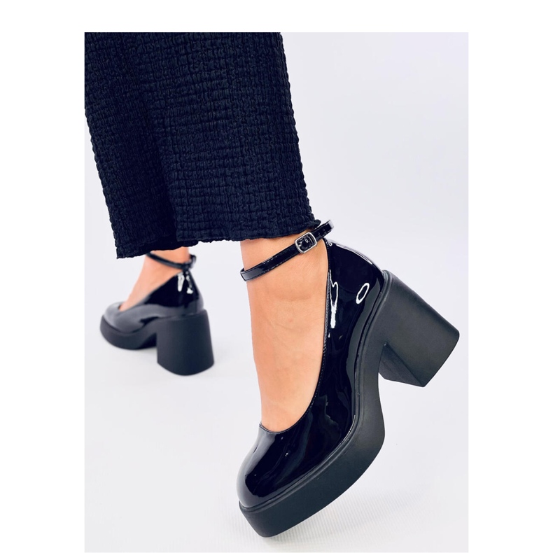 Pompe negre cu toc înalt negru 1