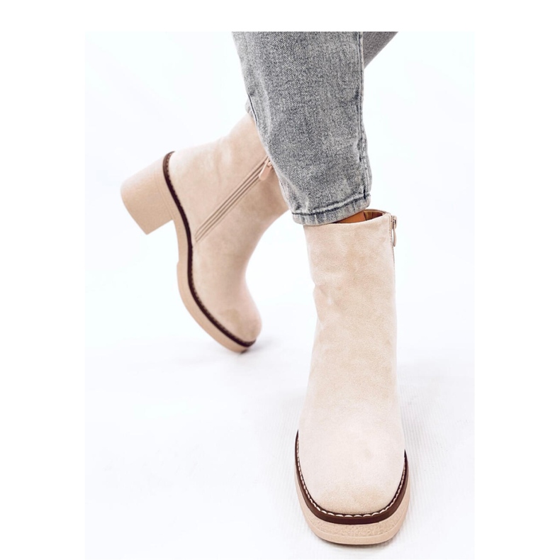 Botine din piele intoarsa cu toc lat Eliza Beige - Inello bej 2