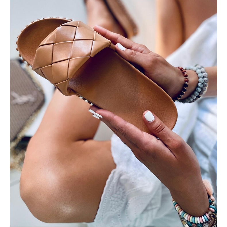 Sandale flip-flops Sunny Khaki pentru femei - Inello maro 1