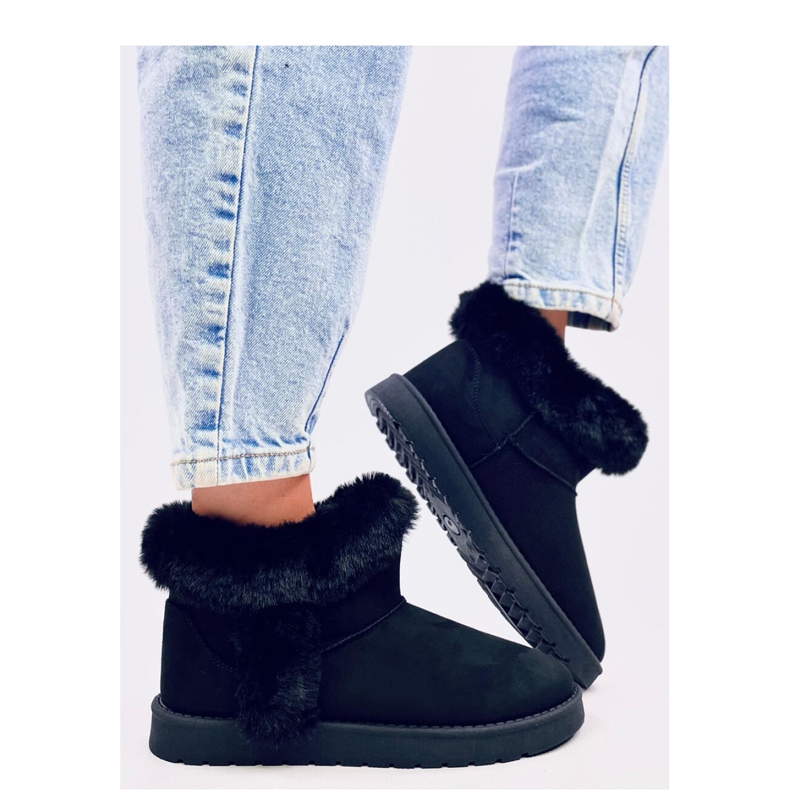 Cizme scurte emus cu blana Sissoi Black - Inello negru 2 Cizme scurte emus cu blana Sissoi Black - Inello negru 2