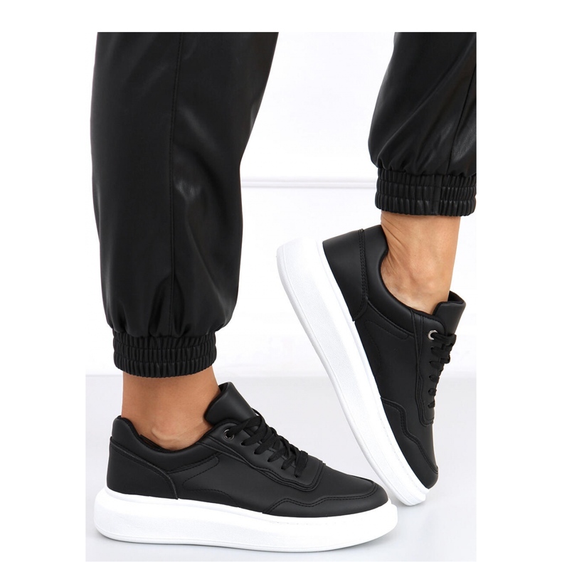 Pantofi sport dama Dora Black - Inello negru 2 Pantofi sport dama Dora Black - Inello negru 2