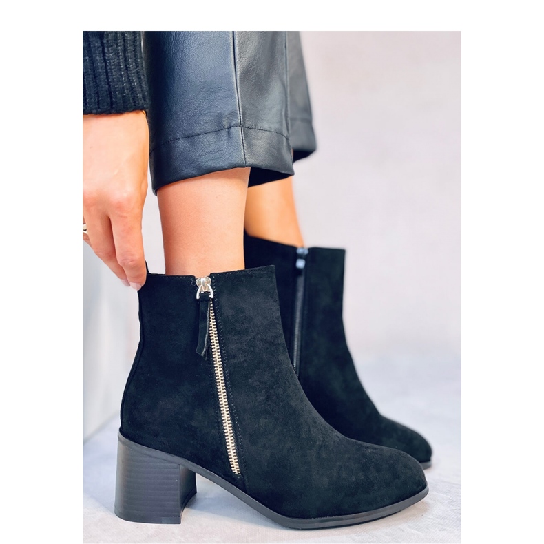 Botine cu toc inalt din piele intoarsa neagra Aguirre - Inello negru 1