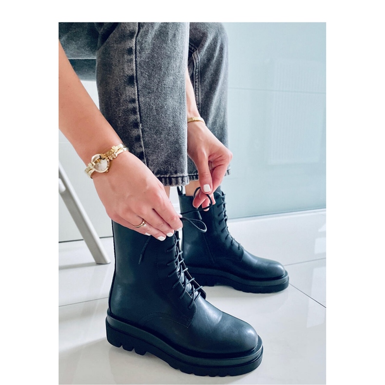 Botine West Black cu talpă înaltă - Inello negru 2