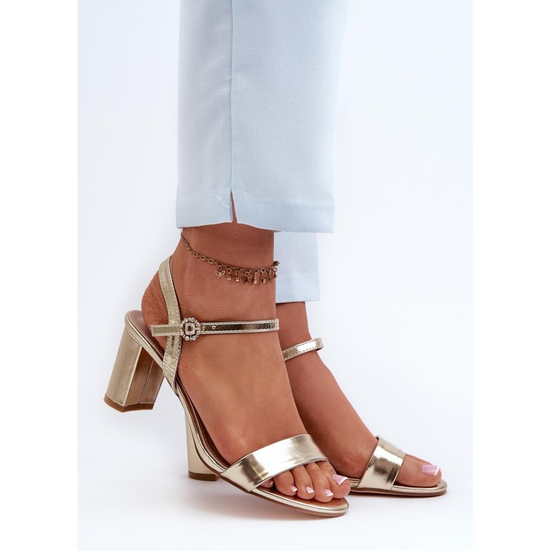 Step in style Sandale Model Glindra 24SD98-6986 Aur - Pas în stil galben 1