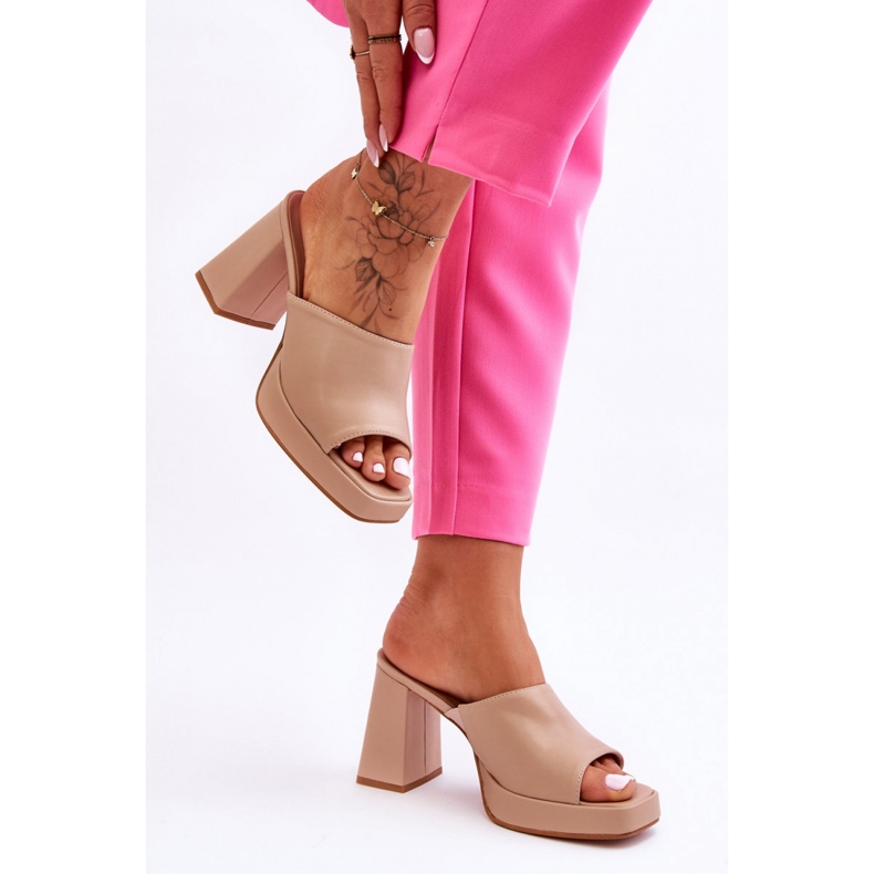 Șlapi de damă bej cu toc înalt 1